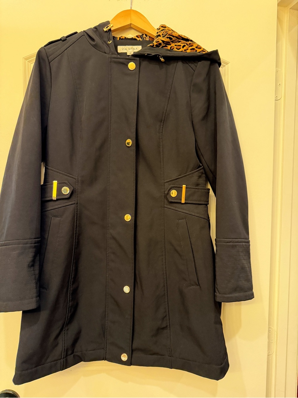 Via Spiga Hooded Black Raincoat with Animal Print Lining, size M